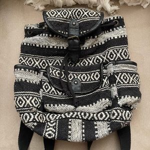 Backpack black & white